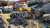 RC TRIAL TRUCK KING HAULER 8X8